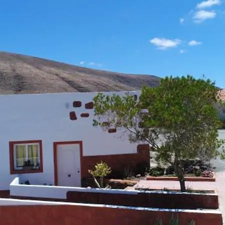 Bungalow With One Bedroom In Valhondo With Wonderful Sea View Shared Pool Enclosed Garden 8 Km From The Beach *